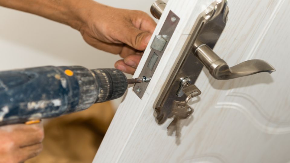 Locksmiths and Home Insurance in Queens