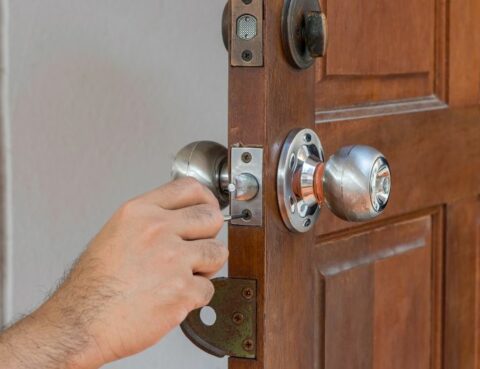 What Are the Qualities of a Good Locksmith
