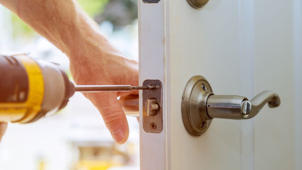 What Services Does a Residential Locksmith in Brooklyn Provide