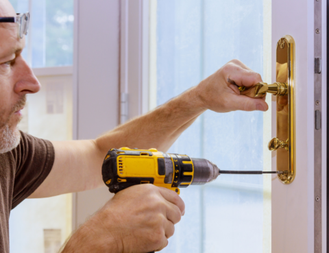 How Would You Choose the Right Lockout Locksmith Services for Your Home or Business in New York City