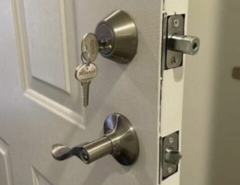 deadbolt tubular single sided lock install on apartment door